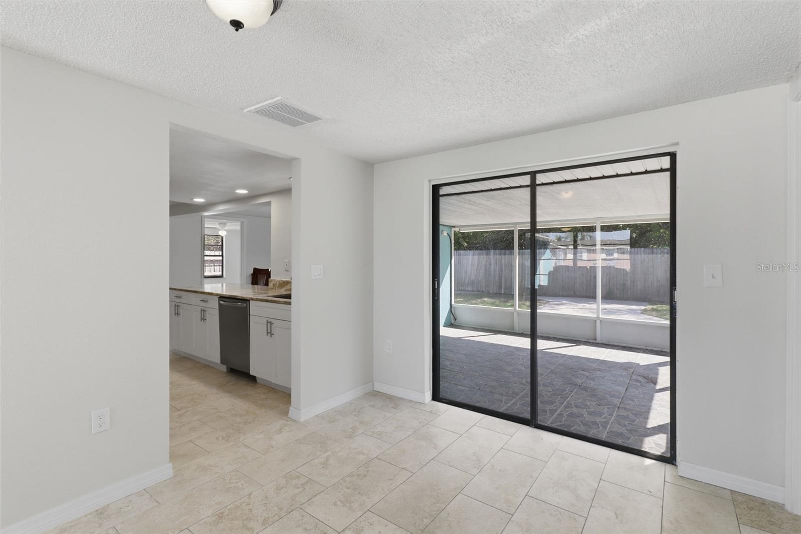 LEISURE BEACH - Residential