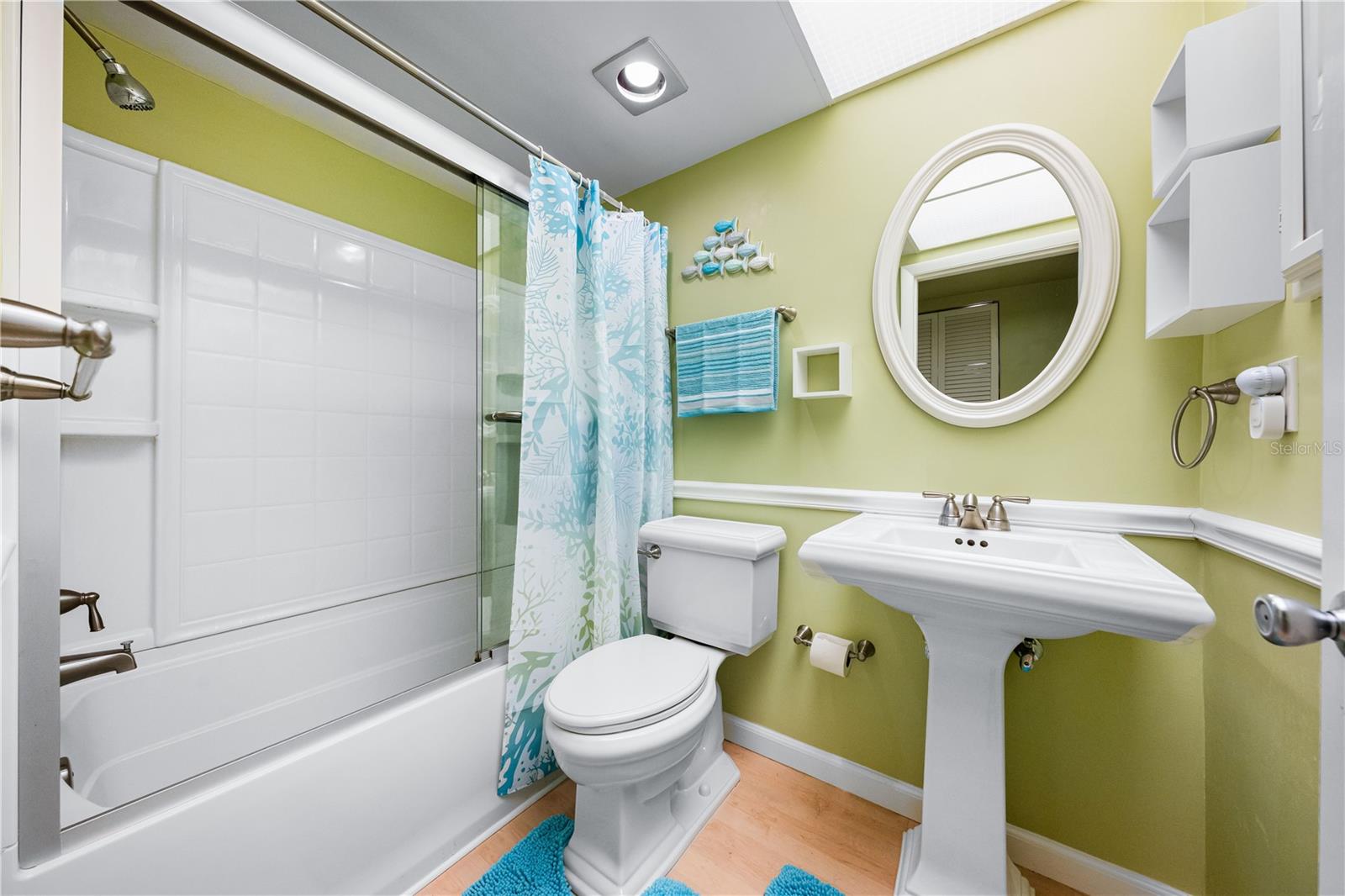 SANDY COVE II - Residential