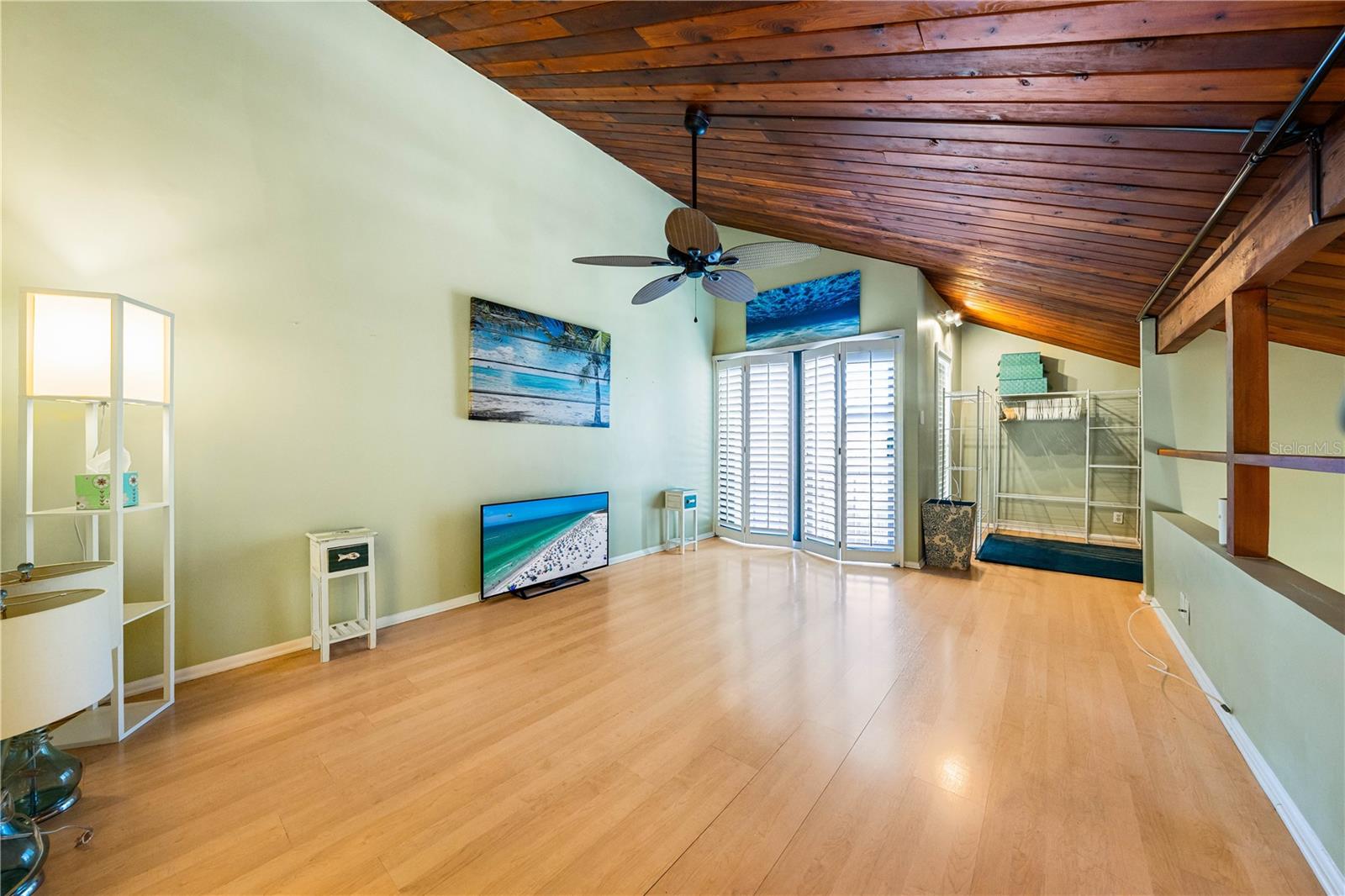 SANDY COVE II - Residential