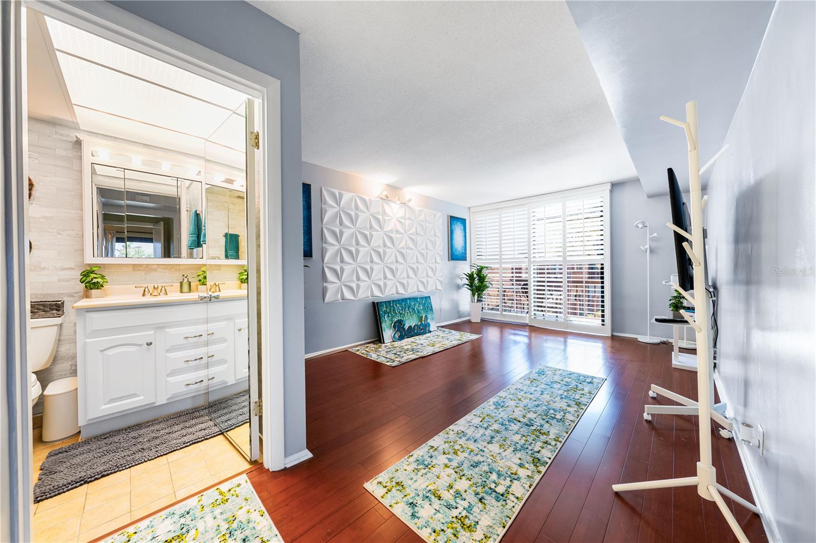 SANDY COVE II - Residential