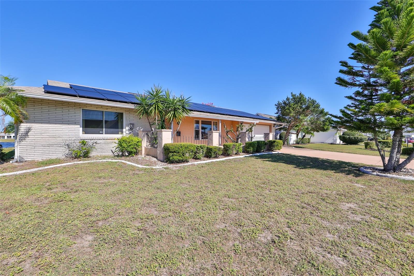 DEL WEBBS SUN CITY FLORIDA UN - Residential