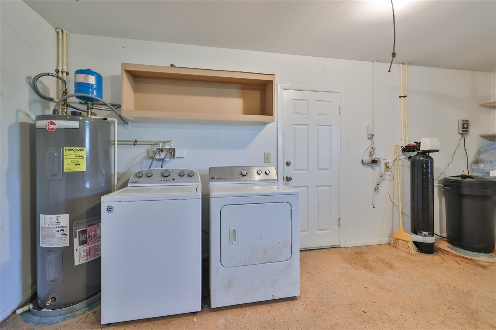 DEL WEBBS SUN CITY FLORIDA UN - Residential