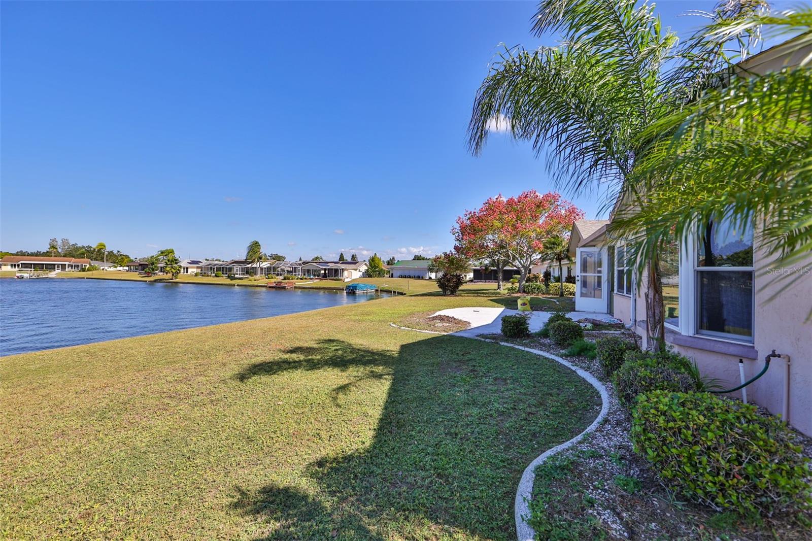 DEL WEBBS SUN CITY FLORIDA UN - Residential