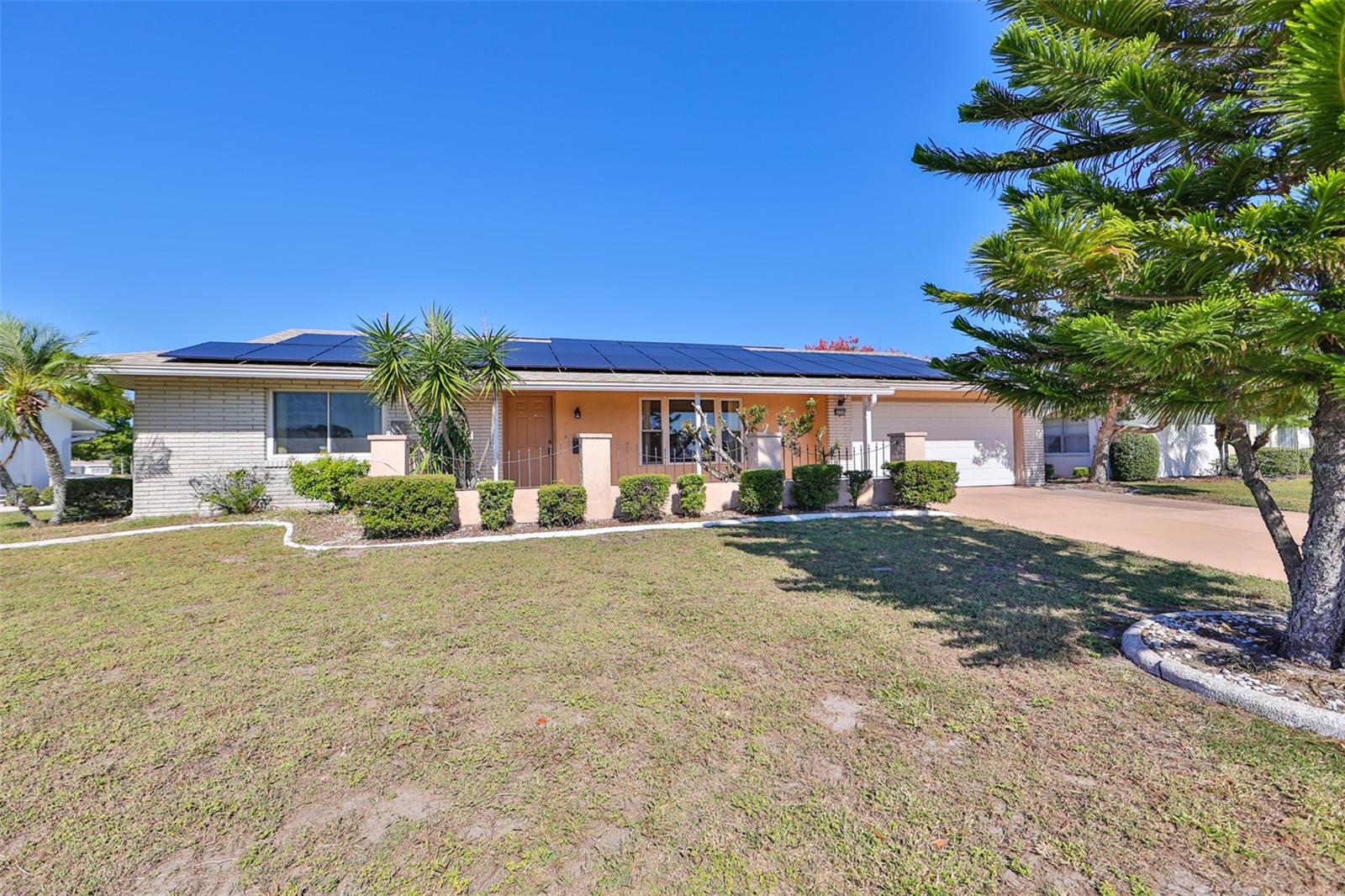 DEL WEBBS SUN CITY FLORIDA UN - Residential