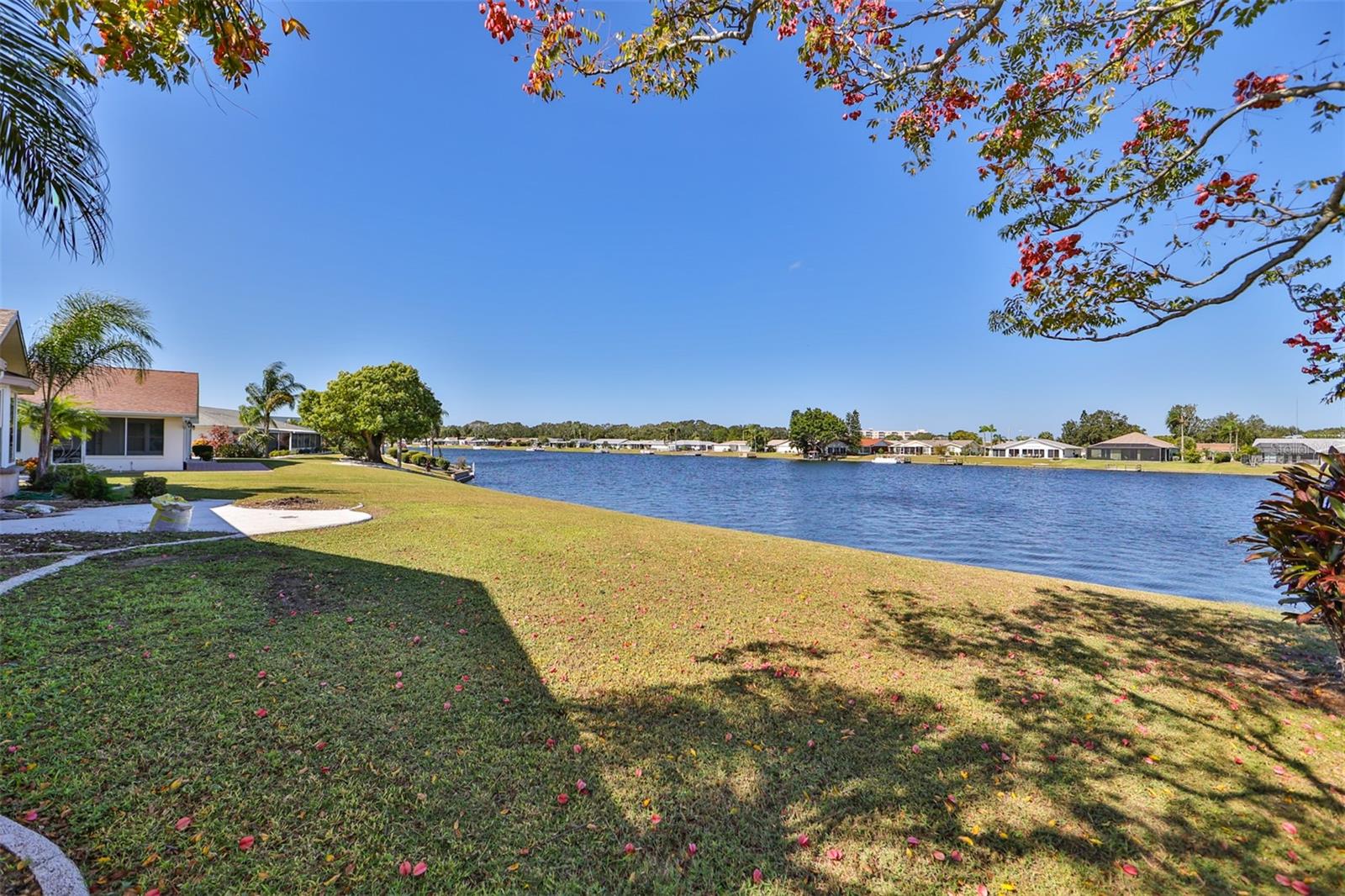 DEL WEBBS SUN CITY FLORIDA UN - Residential