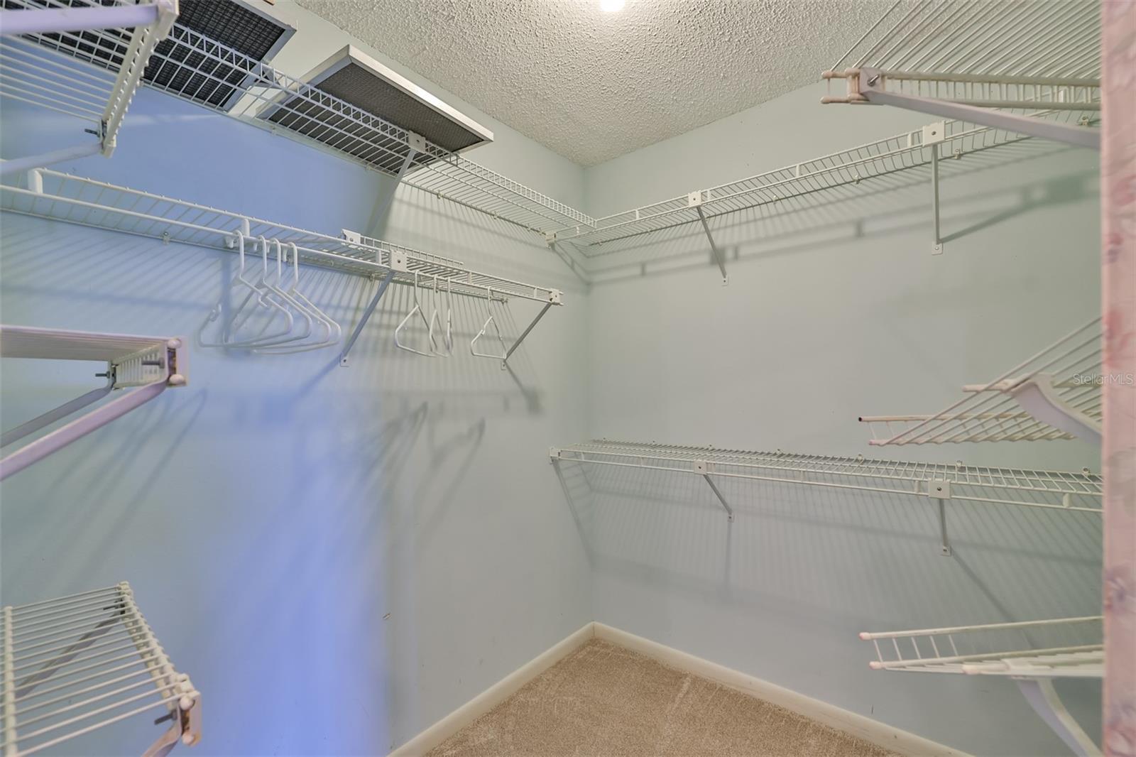 DEL WEBBS SUN CITY FLORIDA UN - Residential