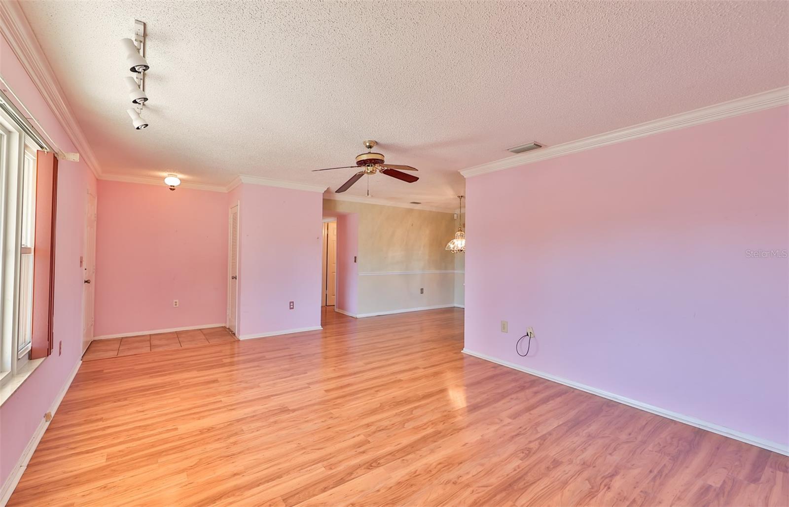 DEL WEBBS SUN CITY FLORIDA UN - Residential