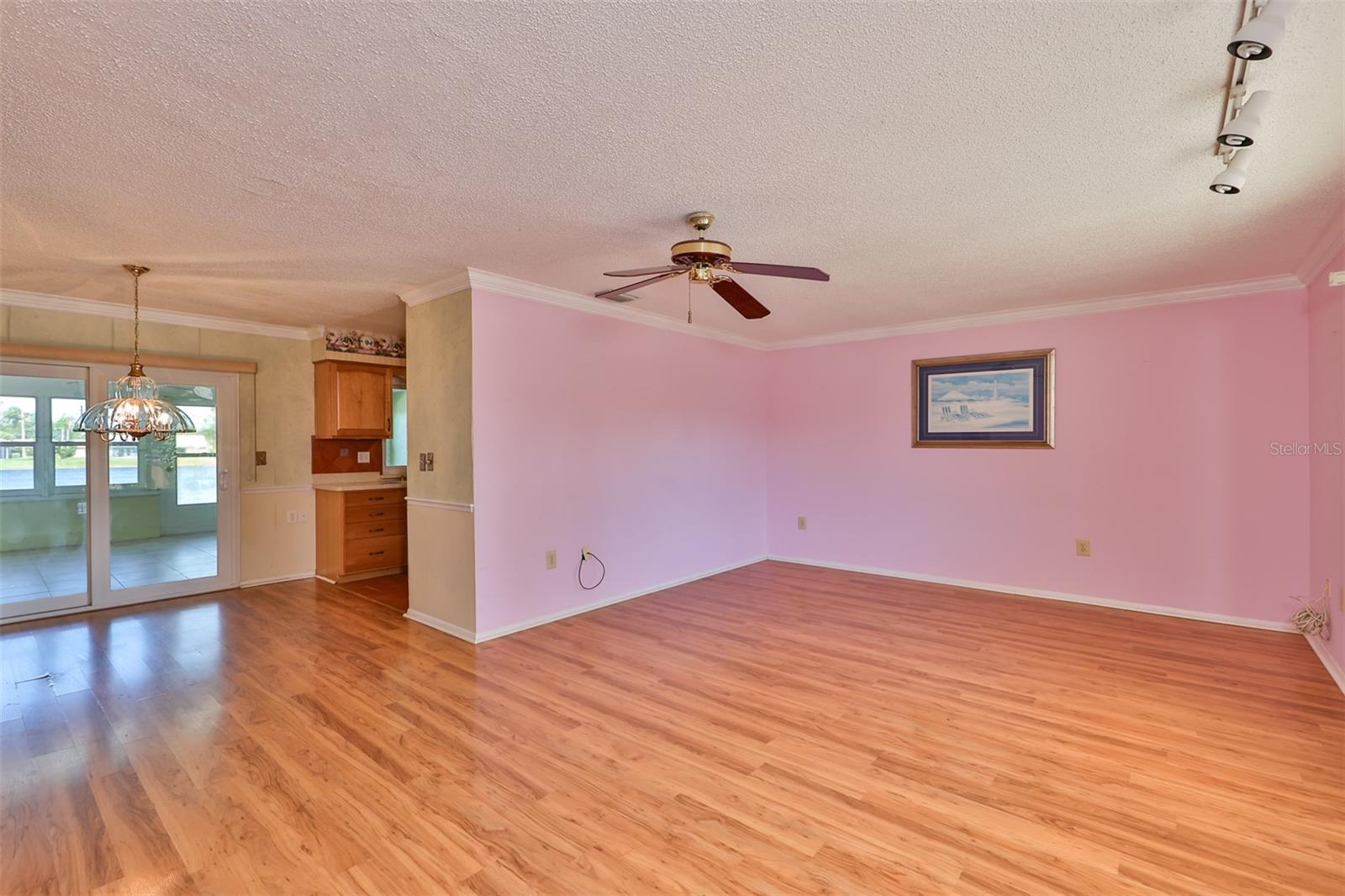 DEL WEBBS SUN CITY FLORIDA UN - Residential