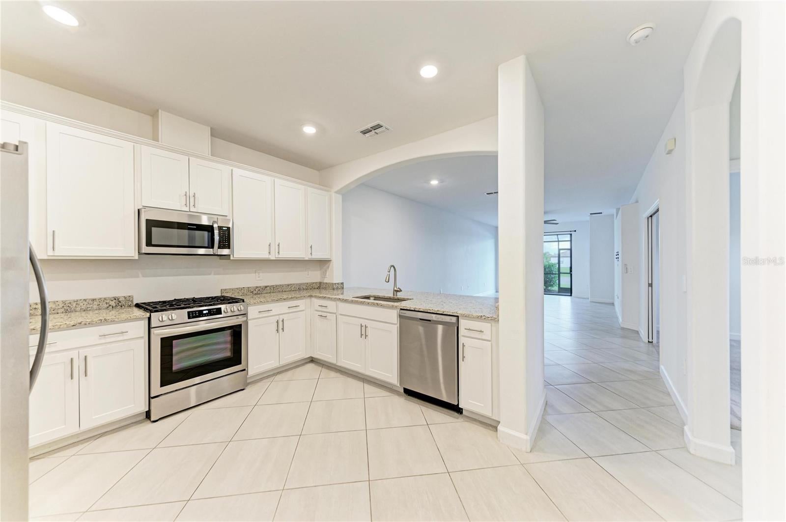 5314 WHITE SAND COVE, BRADENTON, FL, 34211 4 5314 WHITE SAND COVE