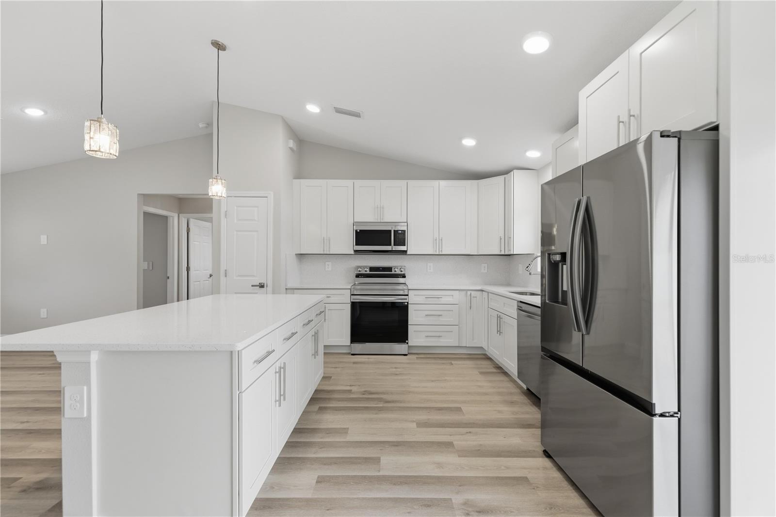 BELLEVIEW HEIGHTS ESTATE - Residential