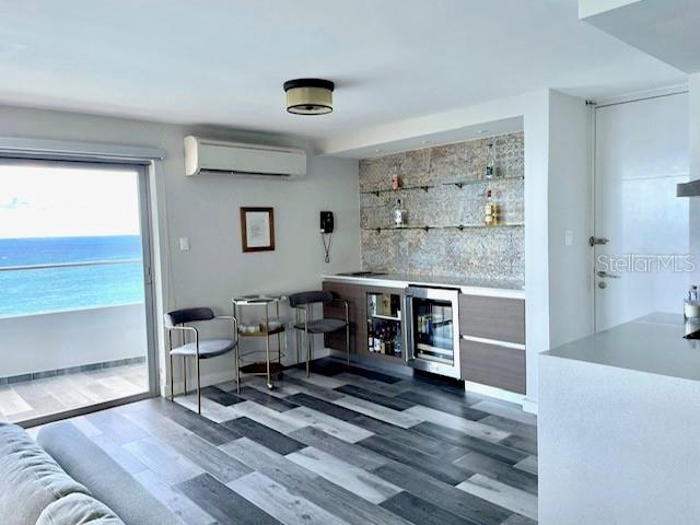 WALDORF TOWER ISLA VERDE - Residential Lease