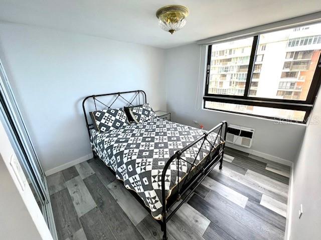 WALDORF TOWER ISLA VERDE - Residential Lease