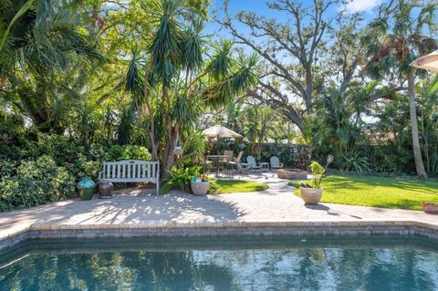 A home in SARASOTA