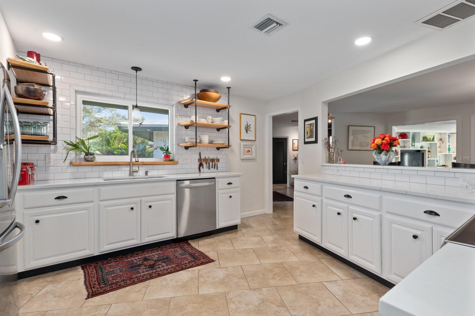 BALLENTINE MANOR ESTATES - Residential