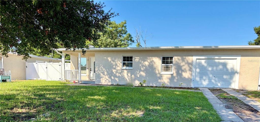 Photo of 706 Romano Avenue, Orlando, FL 32807 (MLS # S5153336)