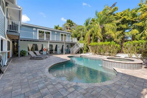 A home in PALM HARBOR