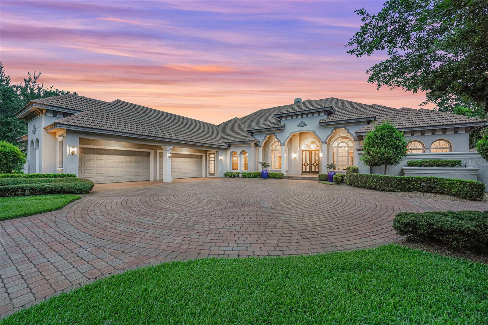 1781 OAKBROOK DRIVE