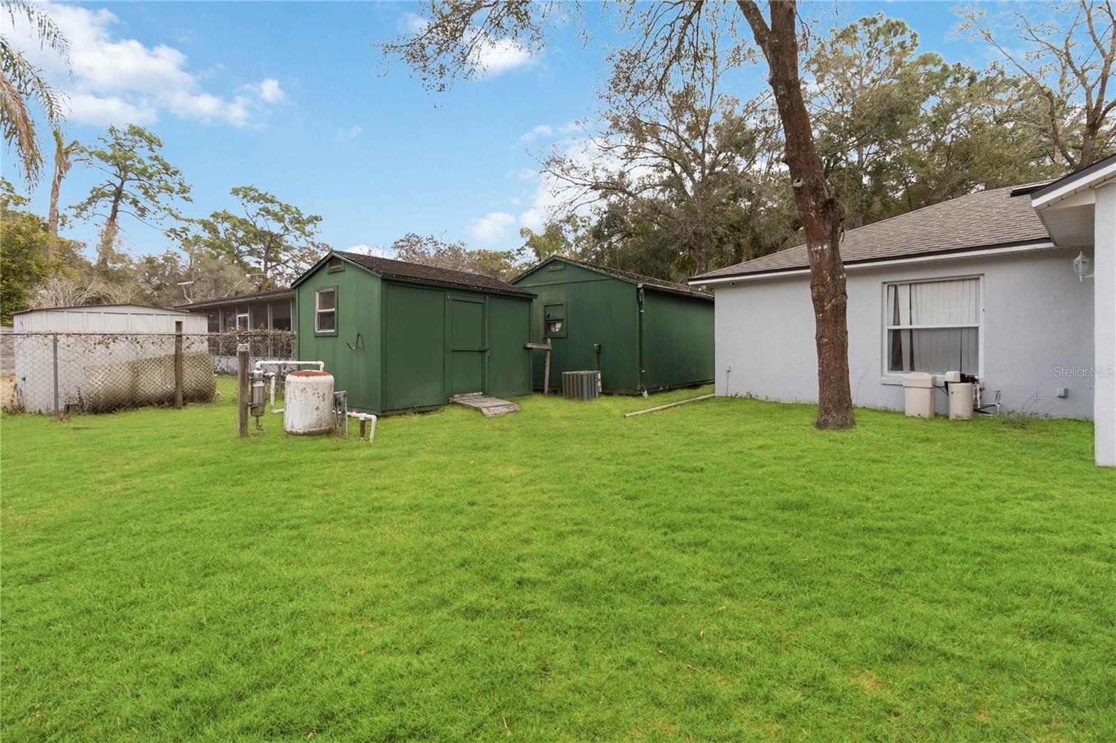 MOUNT PLYMOUTH - Residential