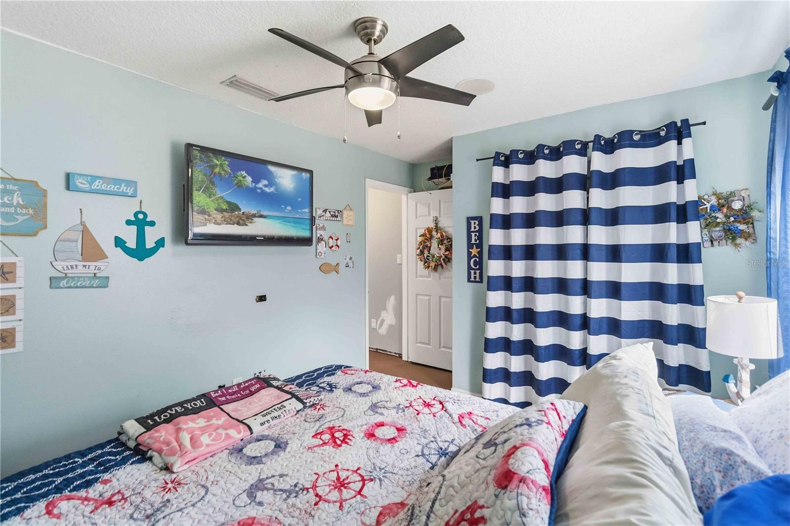 MOUNT PLYMOUTH - Residential