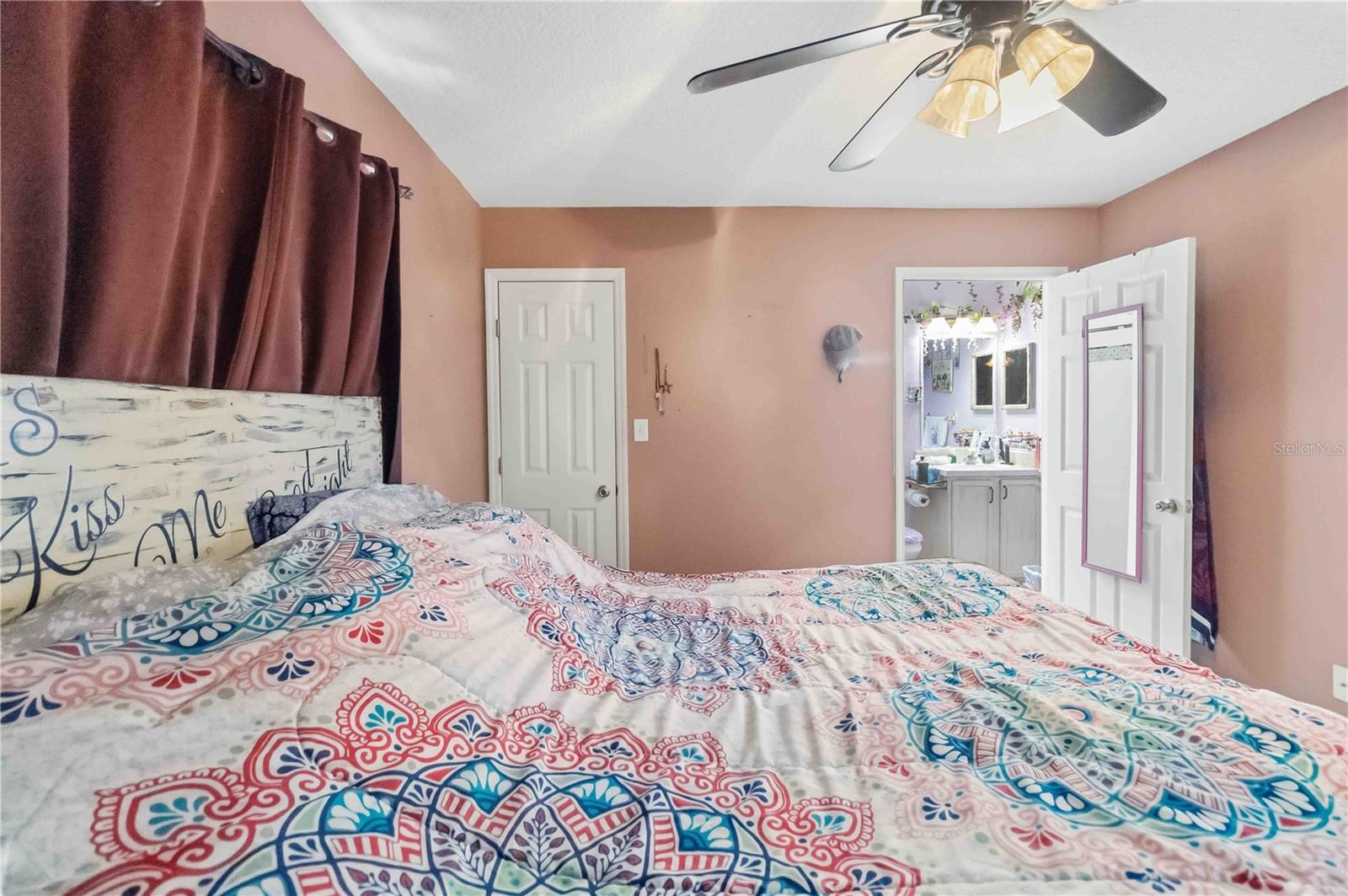 MOUNT PLYMOUTH - Residential