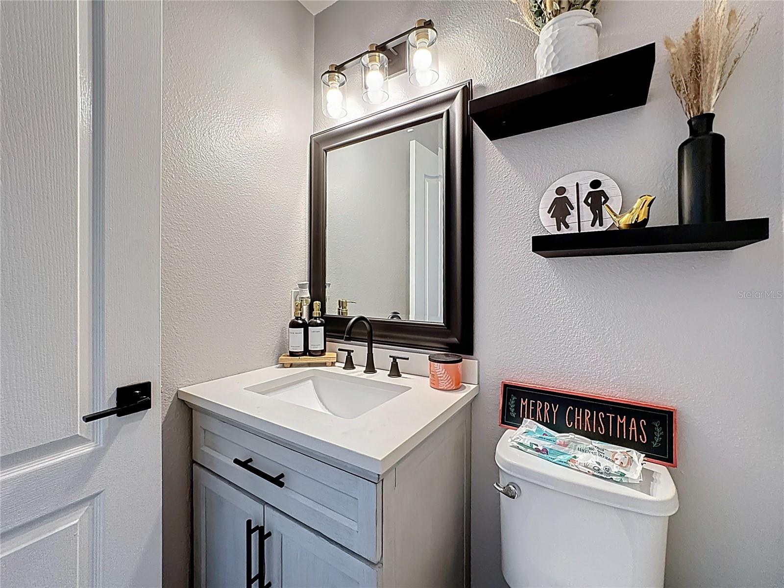 TUSCANY POINTE PH 01 - Residential