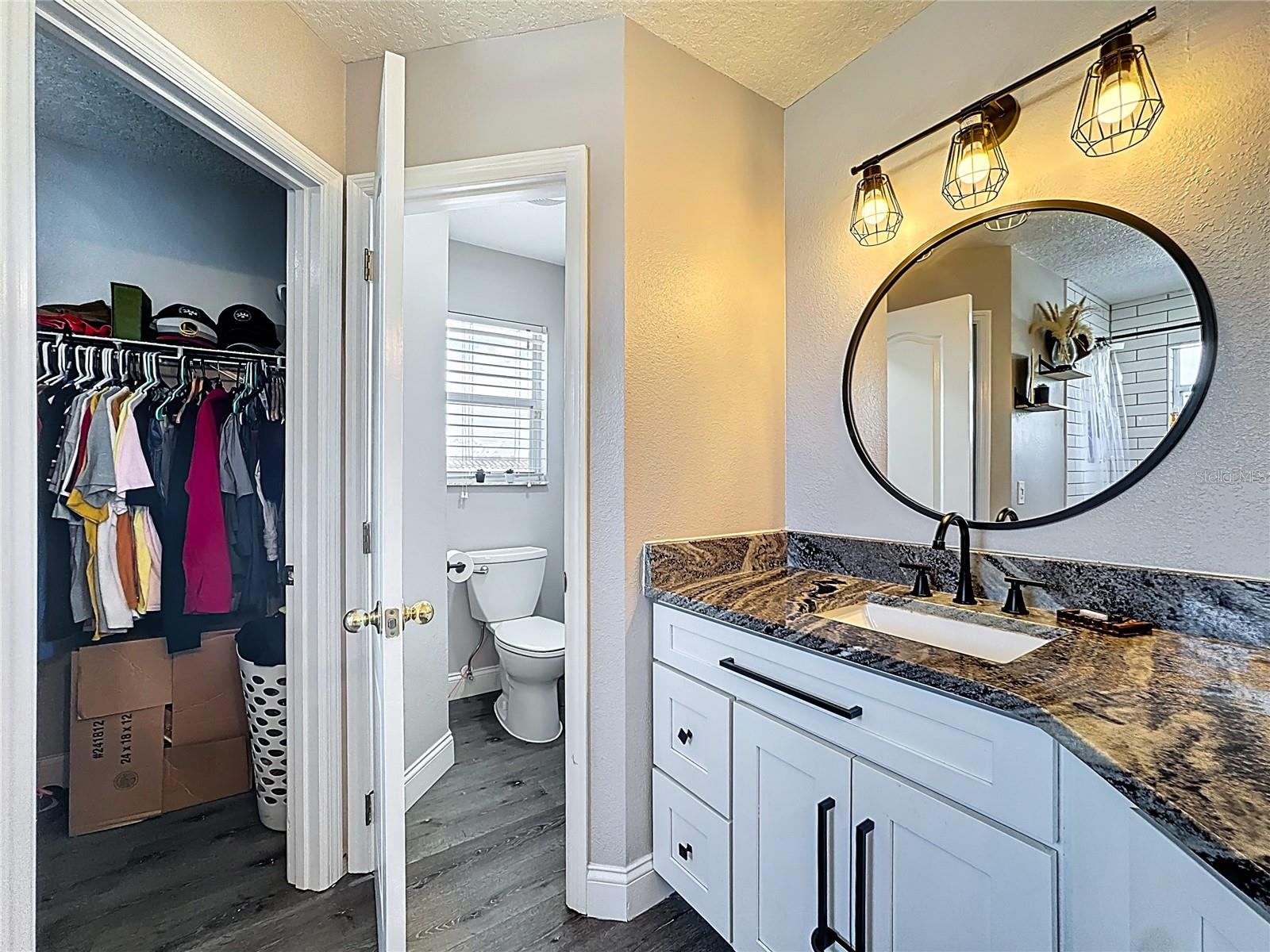 TUSCANY POINTE PH 01 - Residential