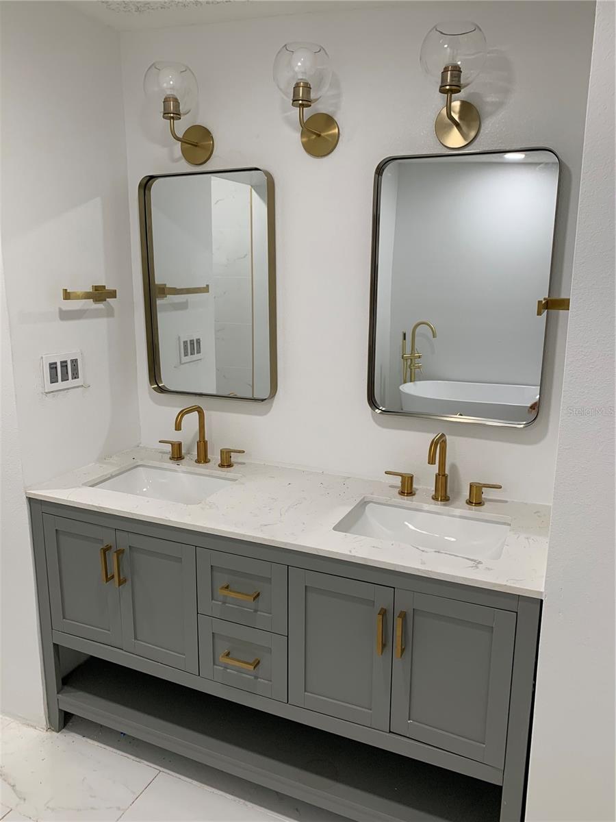 NEW EDEN ON THE LAKES UNITS 11 & 14 REP - Residential