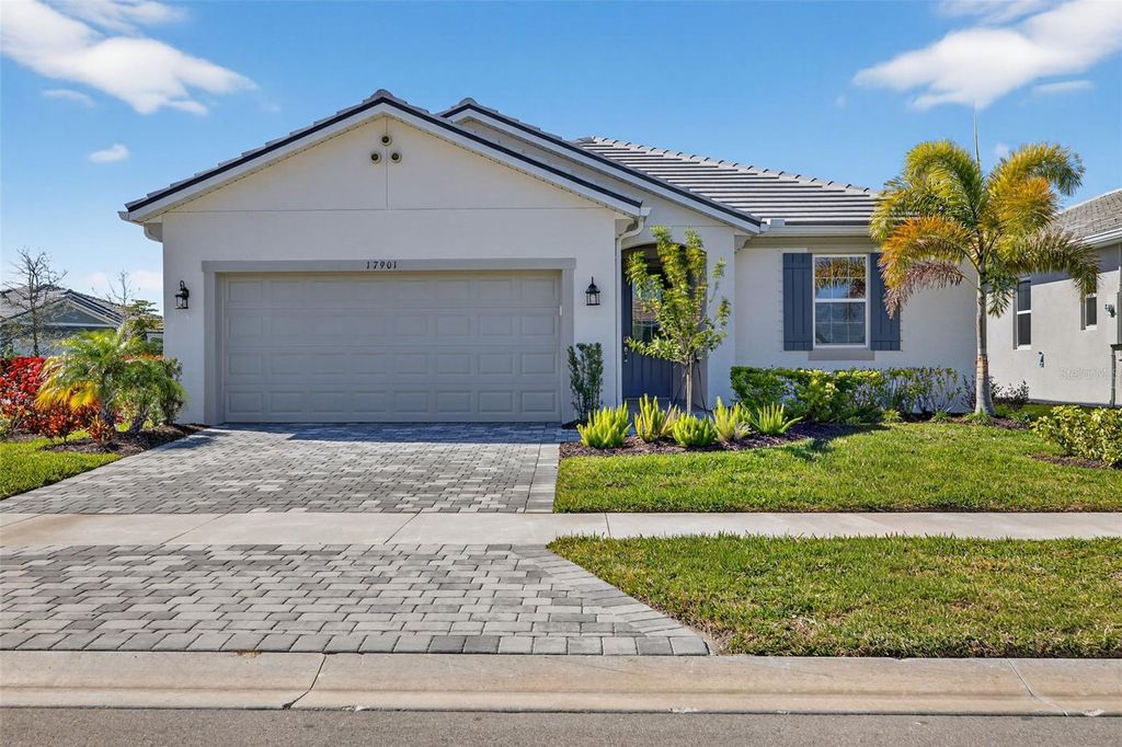 Photo of 17901 Solstice Avenue, Venice, FL 34293 (MLS # TB8473127)
