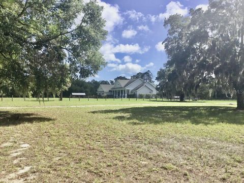 Tiny photo for 11951 SE 130th Court, Dunnellon, FL 34431 (MLS # TB8414543)