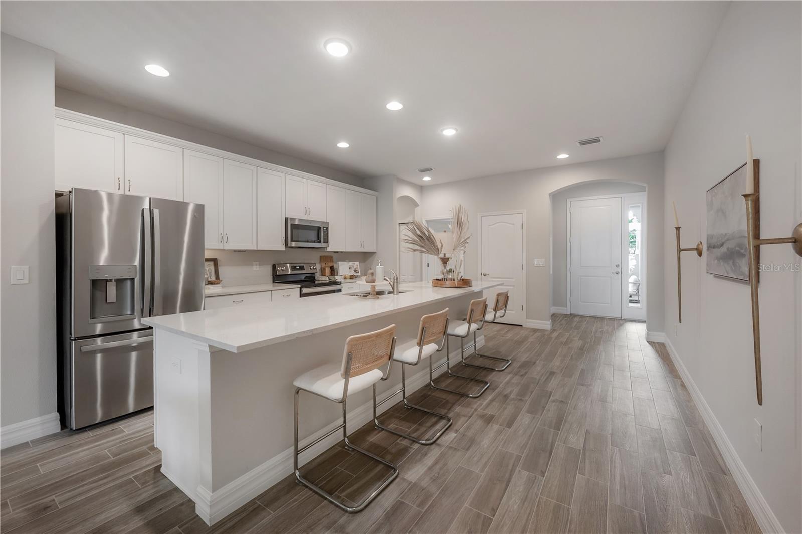212 VILLA LUNA LANE