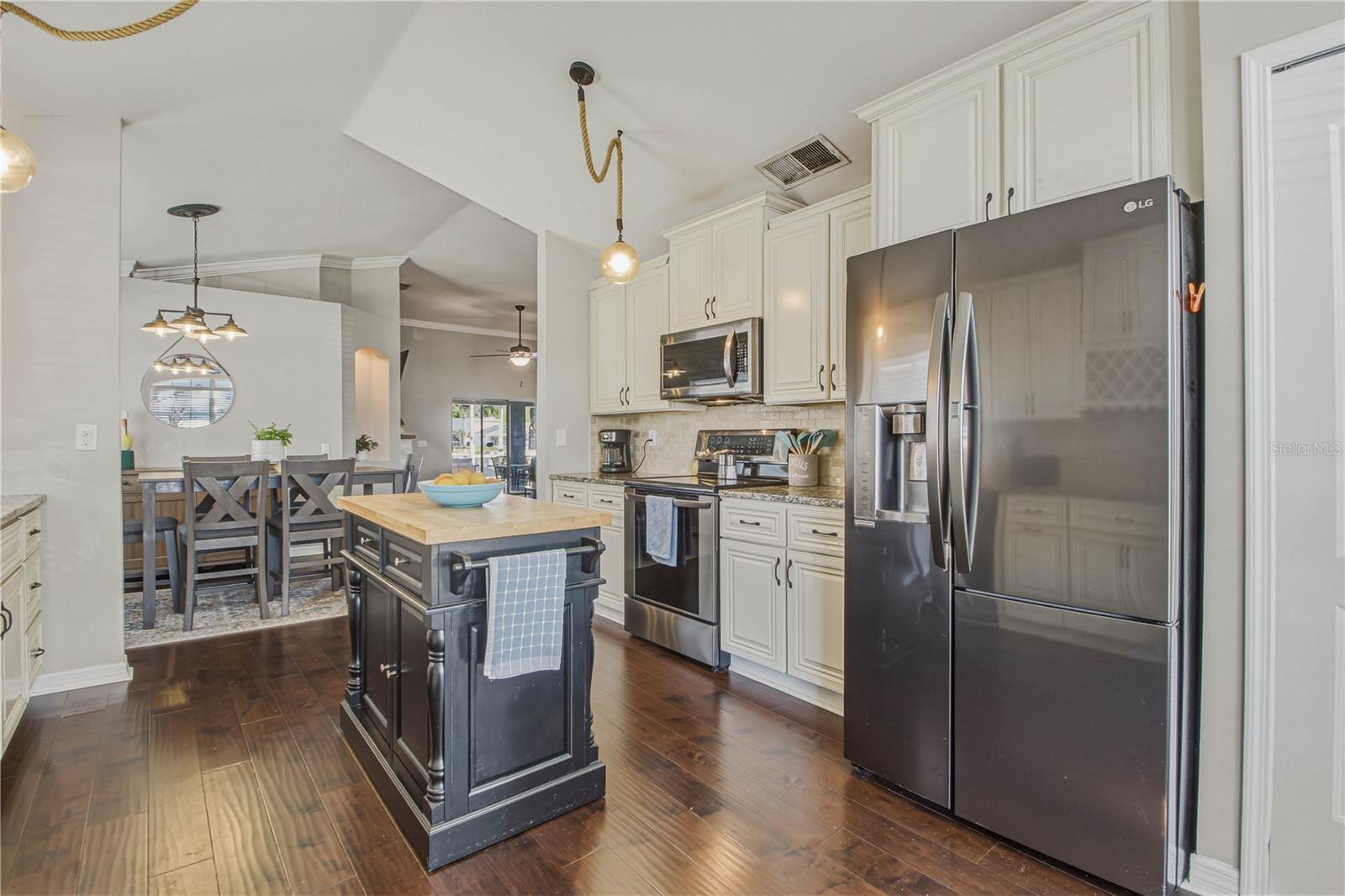 MEADOW BROOK UNIT 1 - Residential