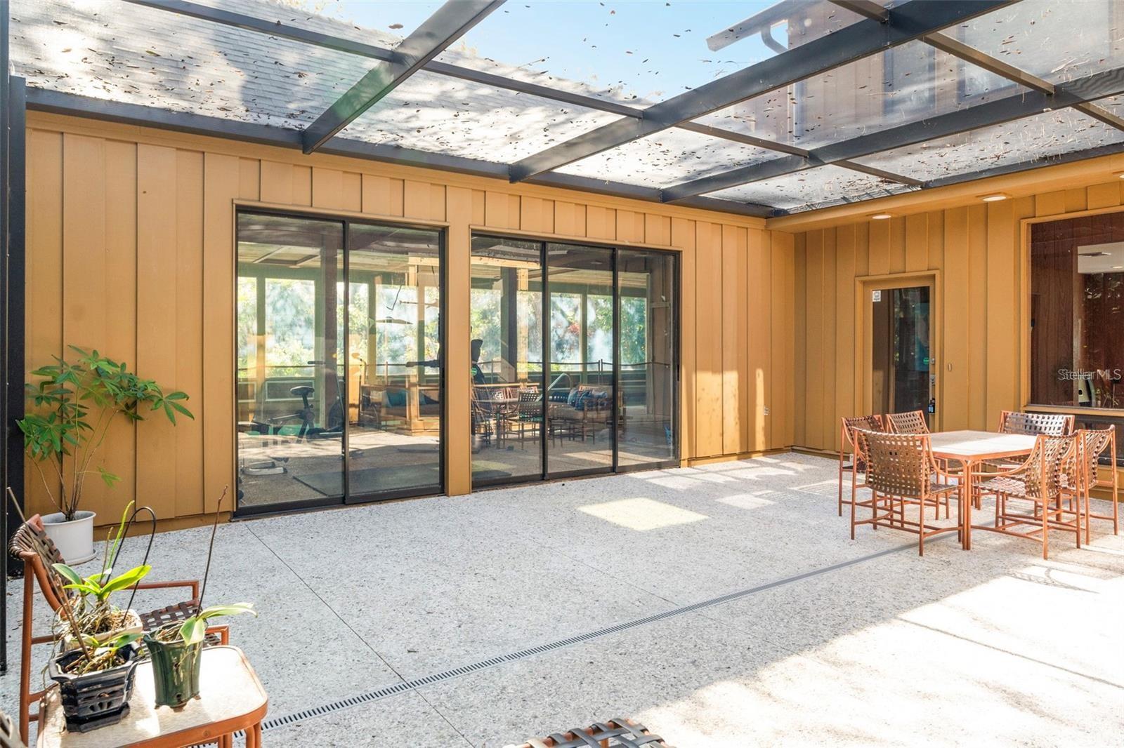 SHORELAND WOODS SUB - Residential