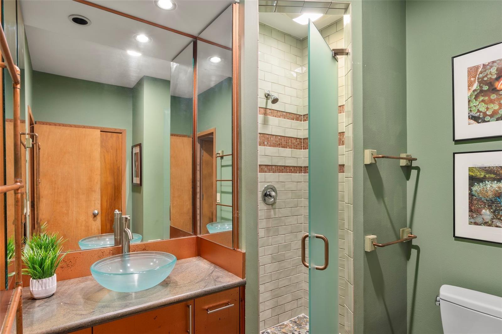 SHORELAND WOODS SUB - Residential