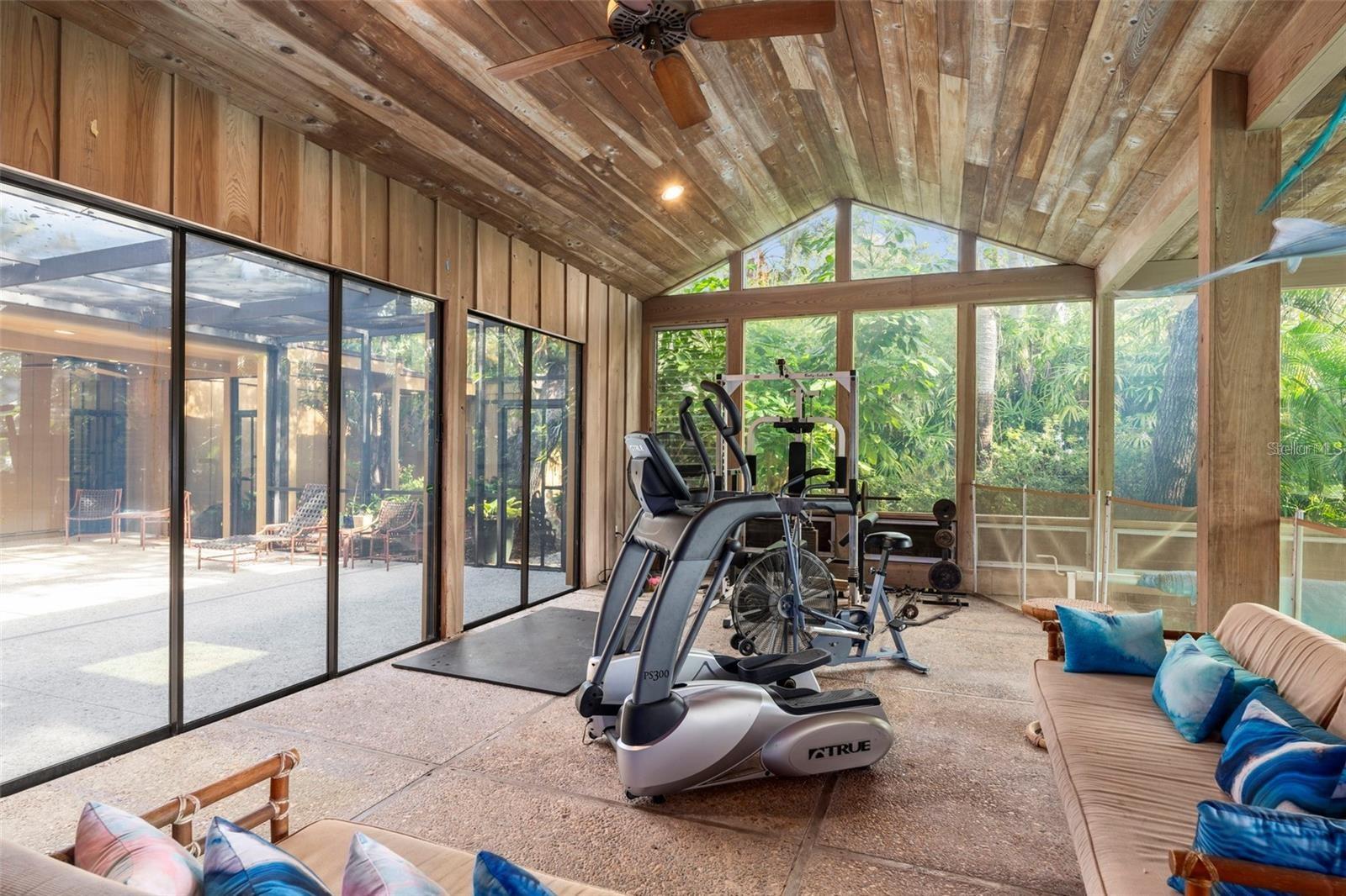 SHORELAND WOODS SUB - Residential