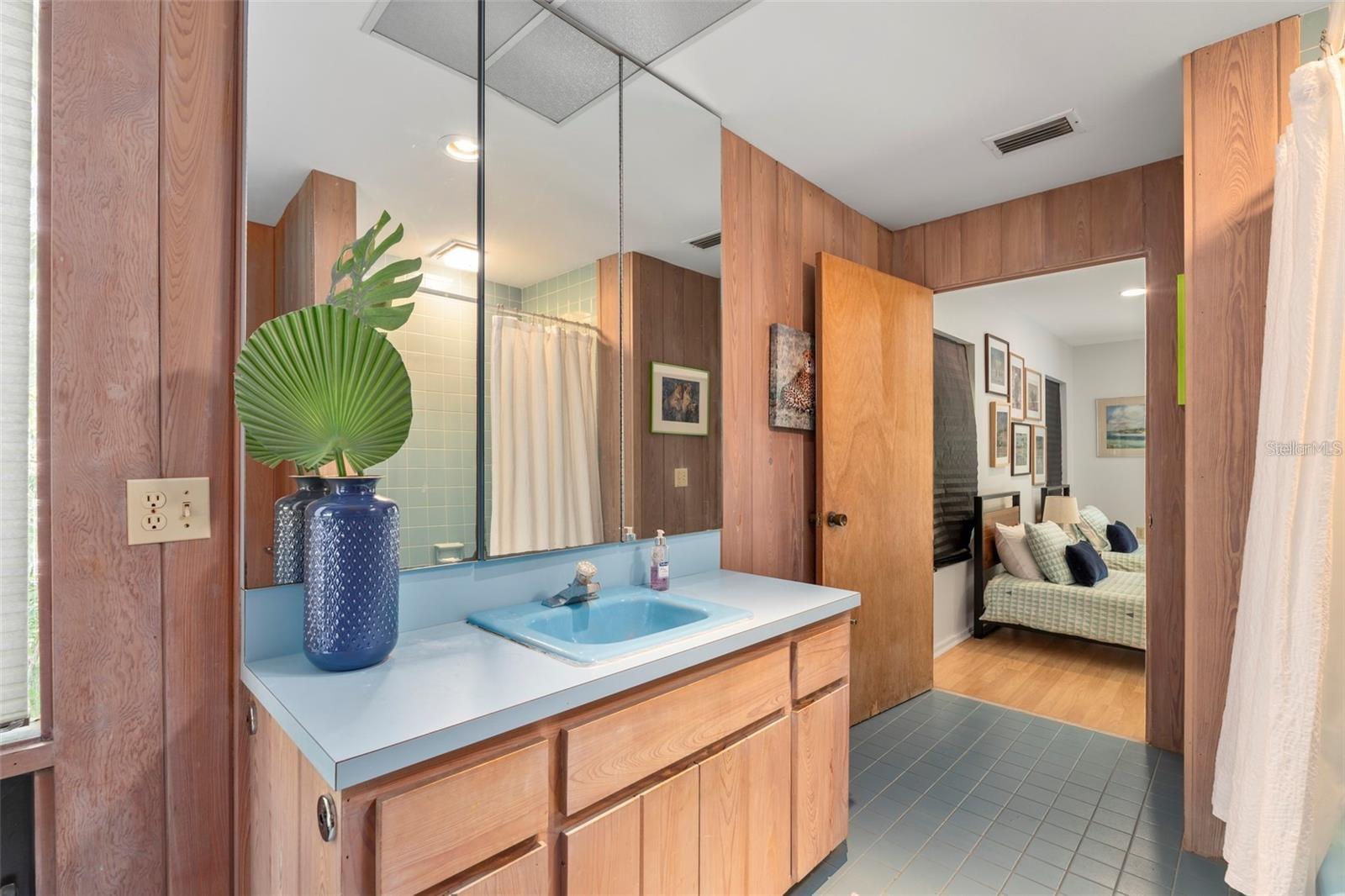 SHORELAND WOODS SUB - Residential