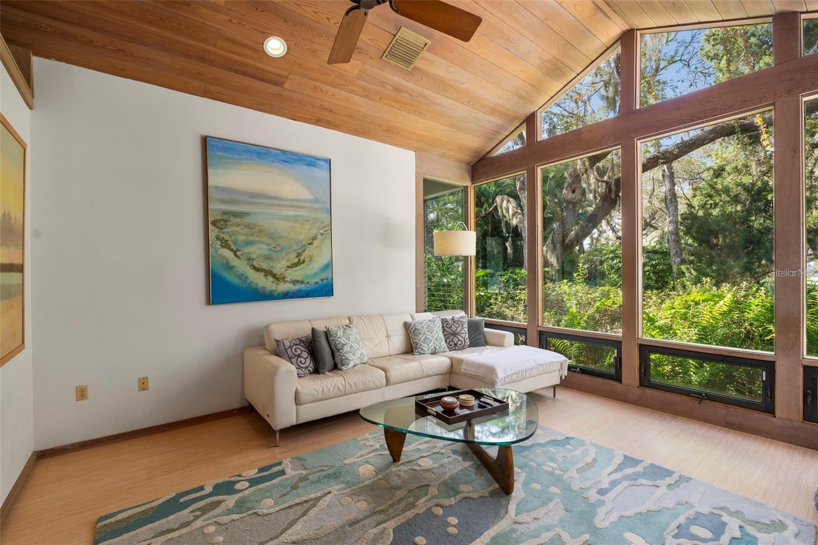 SHORELAND WOODS SUB - Residential