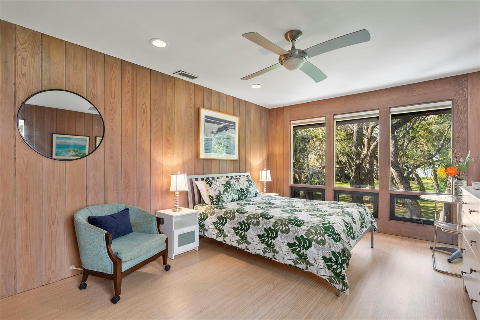 SHORELAND WOODS SUB - Residential