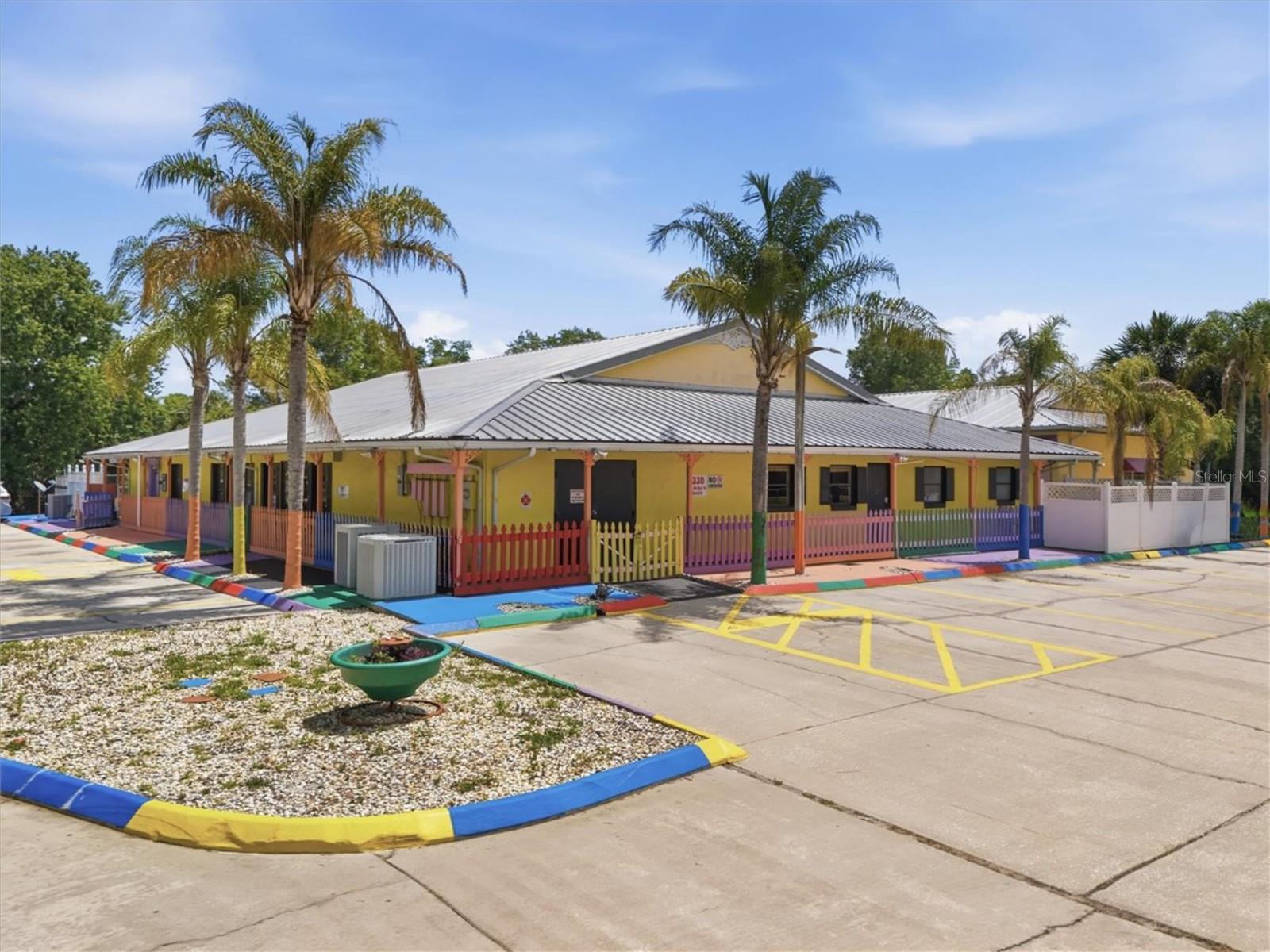 1330 KNOX MC RAE DRIVE 6A