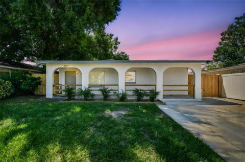 Photo of 3320 W Kathleen Street, Tampa, FL 33607 (MLS # A4673679)