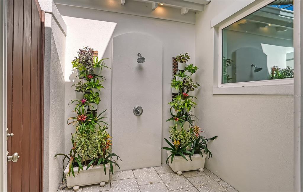 KENTWOOD ESTATES - Residential