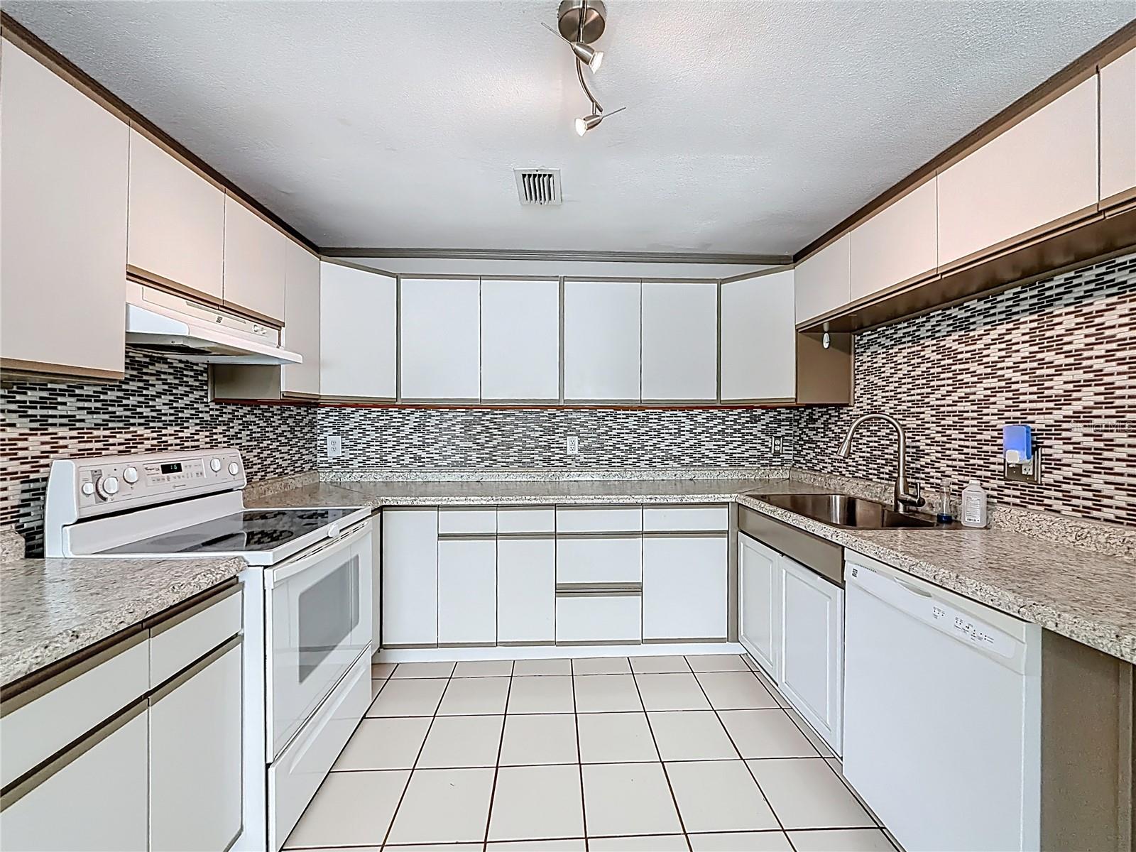 MARION LAND & IMPROV CO - Residential