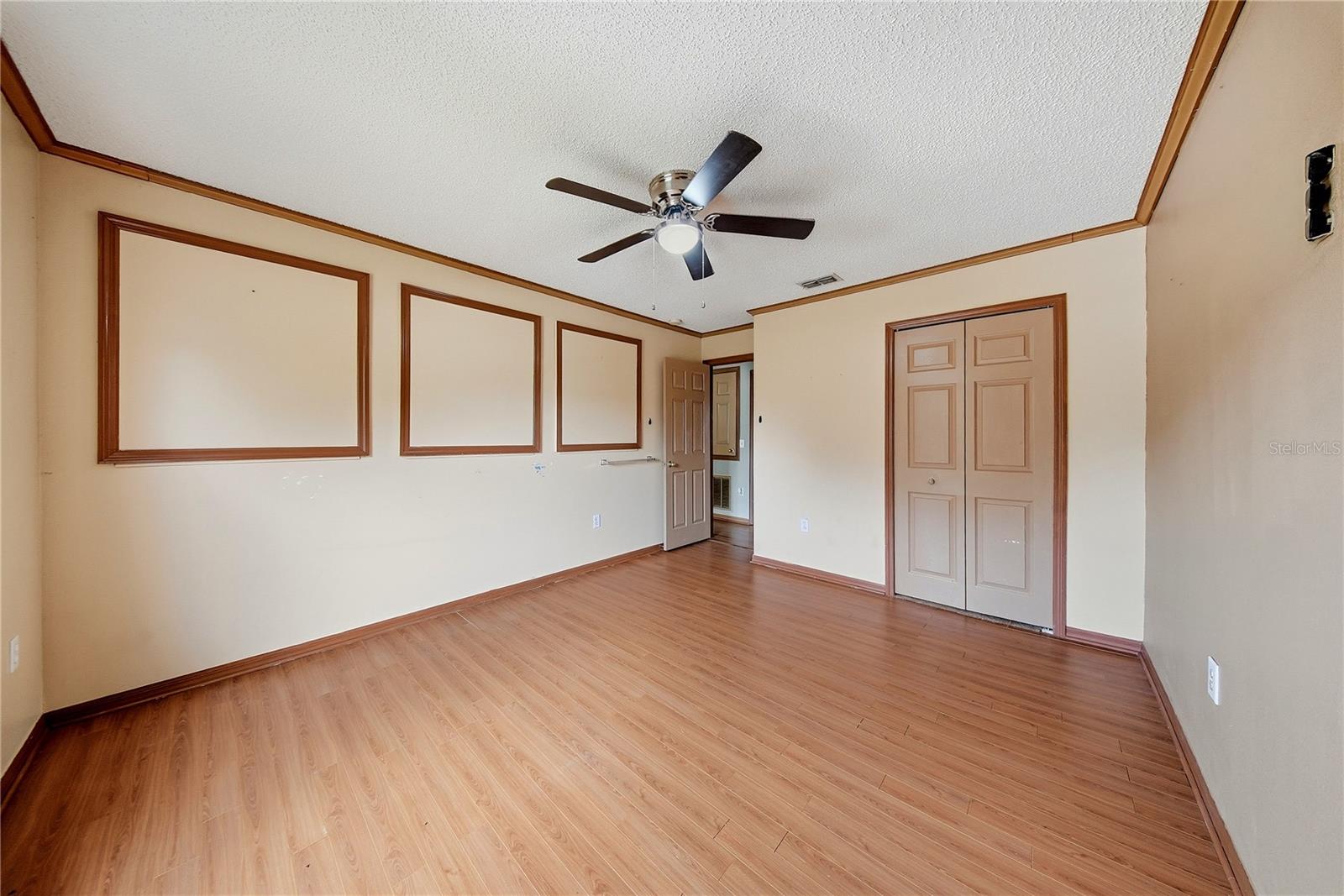 ENCLAVE PH 02 - Residential