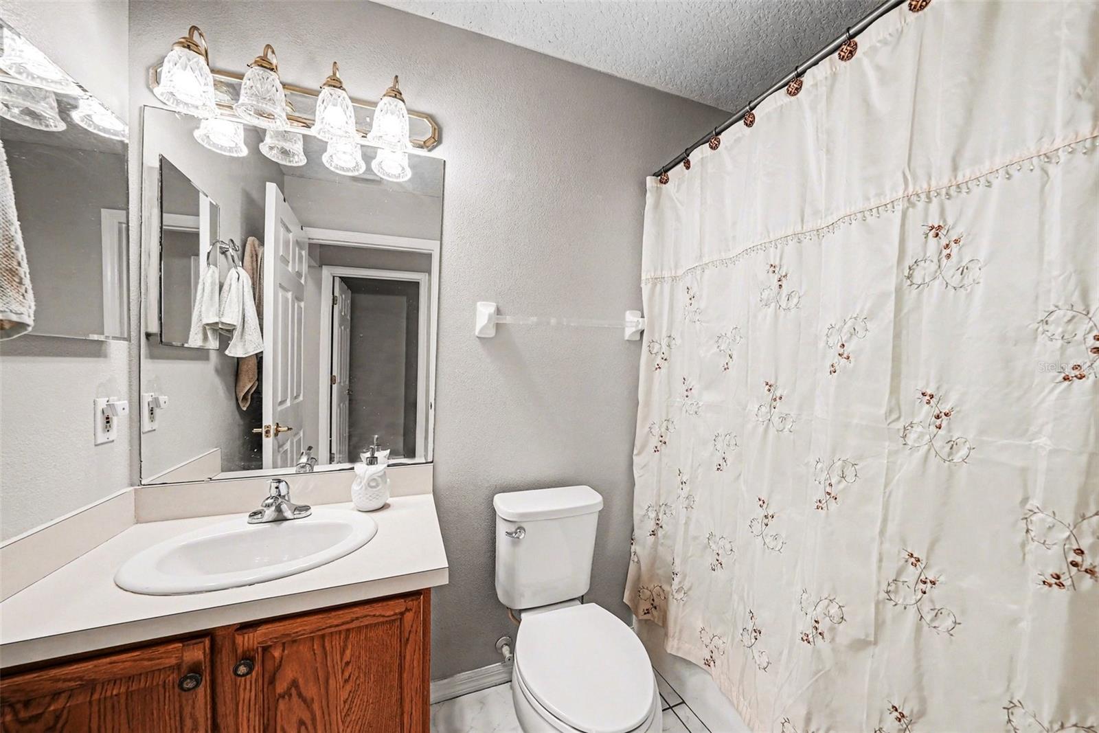 HAMILTON PARK - Residential