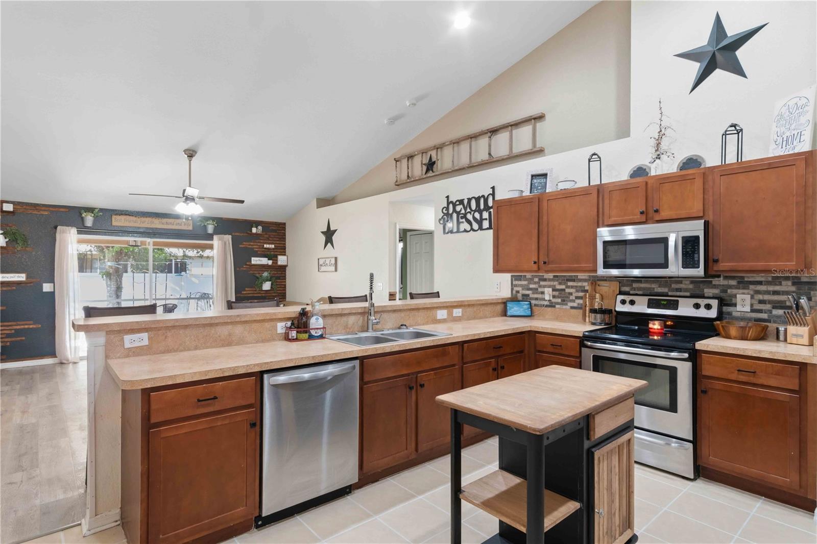 PORT CHARLOTTE SUB 01 - Residential