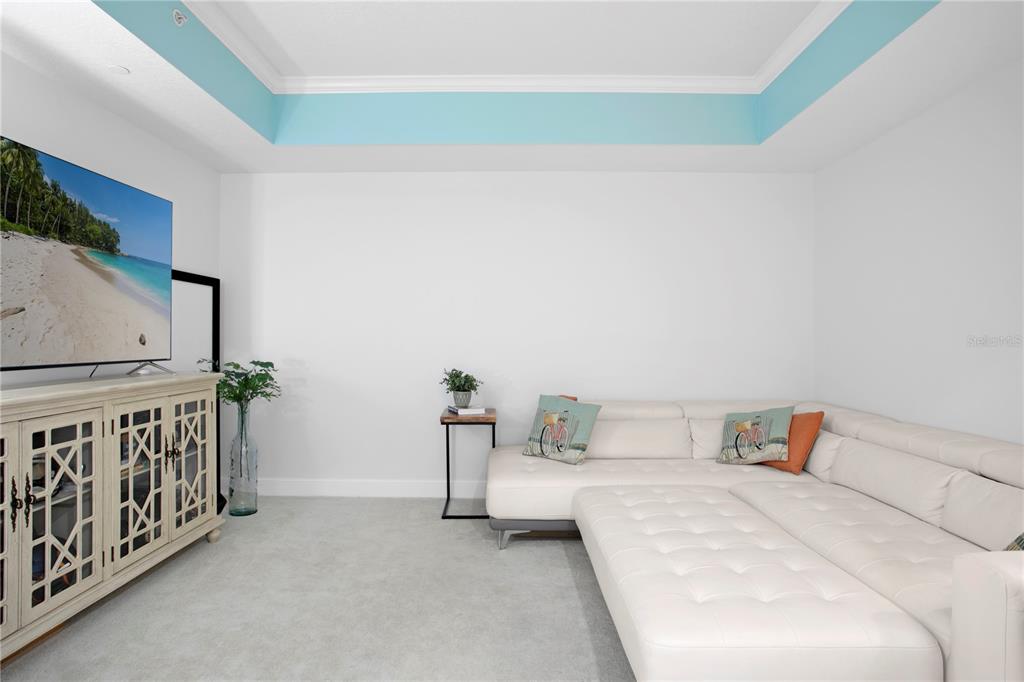 BEACH CLUB OF MADEIRA CONDO - Residential