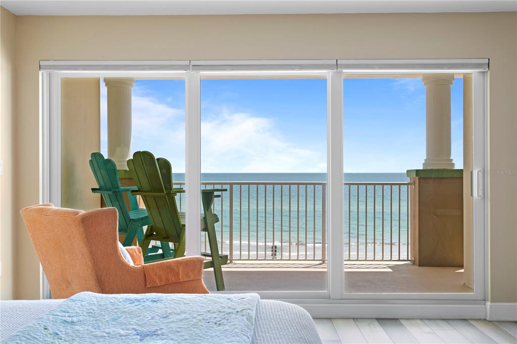 BEACH CLUB OF MADEIRA CONDO - Residential