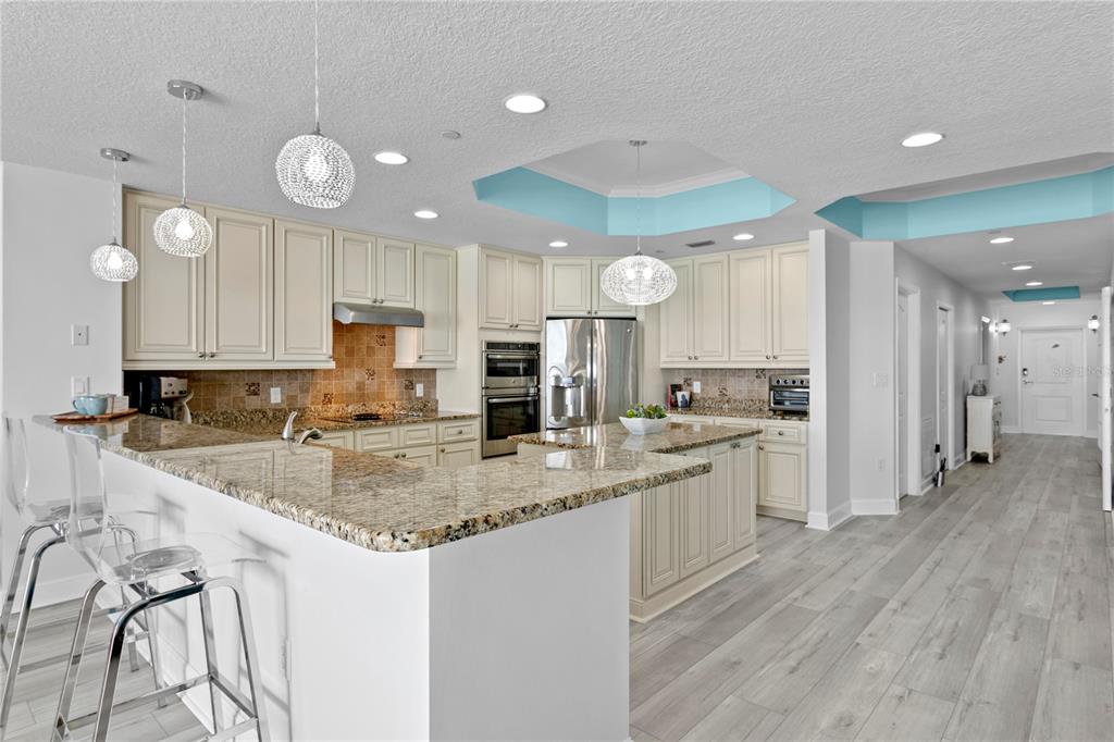 BEACH CLUB OF MADEIRA CONDO - Residential