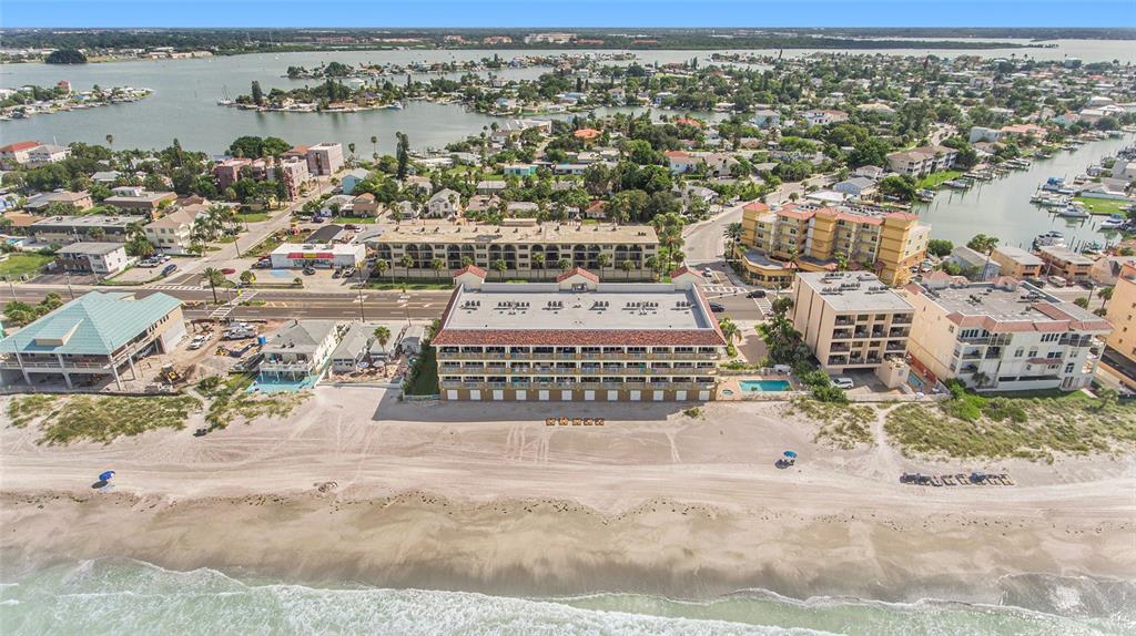 BEACH CLUB OF MADEIRA CONDO - Residential