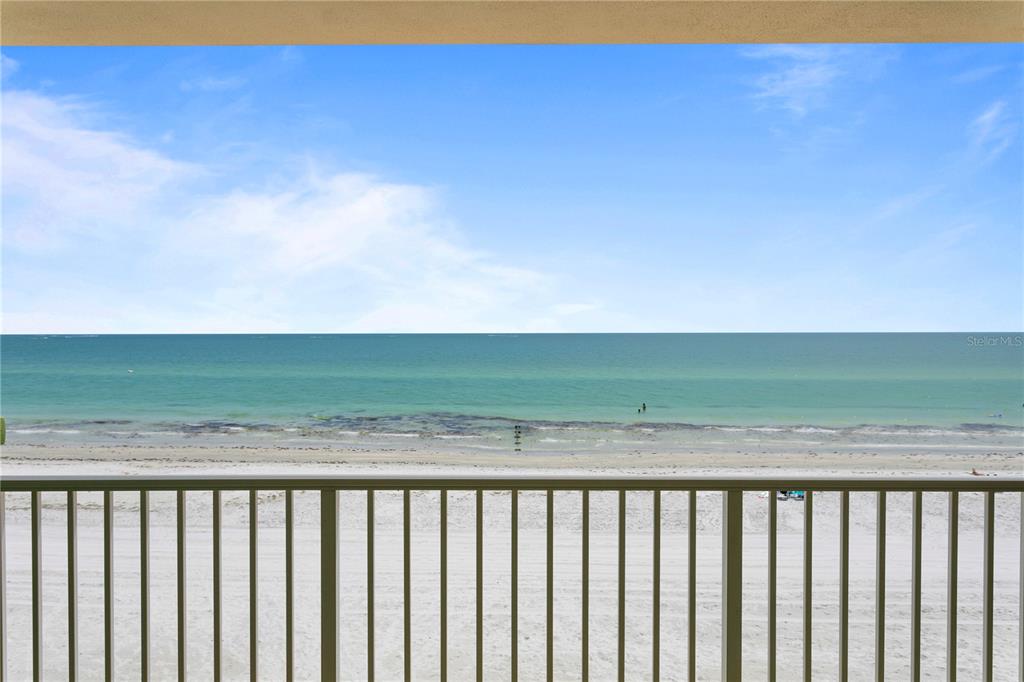 BEACH CLUB OF MADEIRA CONDO - Residential