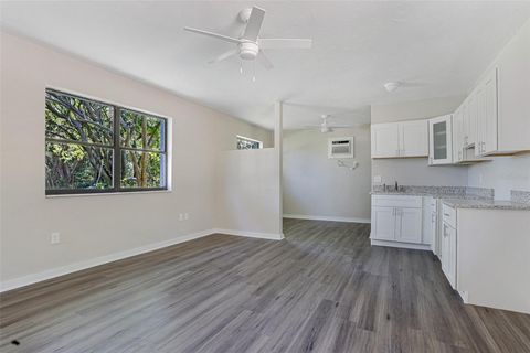 Tiny photo for 2830 SE 31st Street, Ocala, FL 34471 (MLS # GC529042)